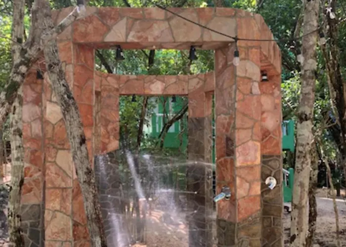 With Swimming Pool At 12 M Height Over Jungle Apartamento